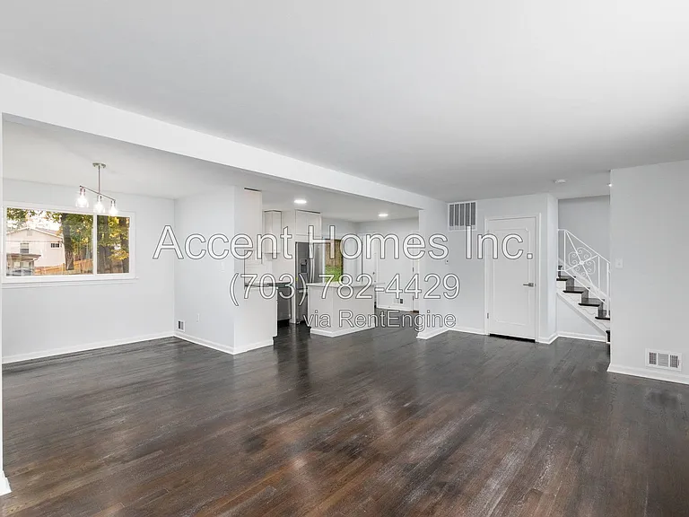 8613 Kenilworth Dr — Photo 8