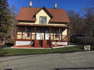9 Blakeslee Pl, Hillburn, NY 10931
