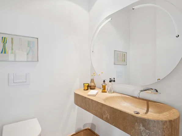 56 Leonard Street image 7 of 17