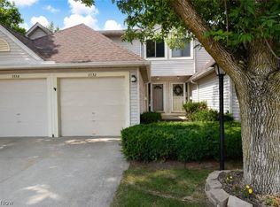 5552 Suncrest Ct, Cleveland, OH 44134