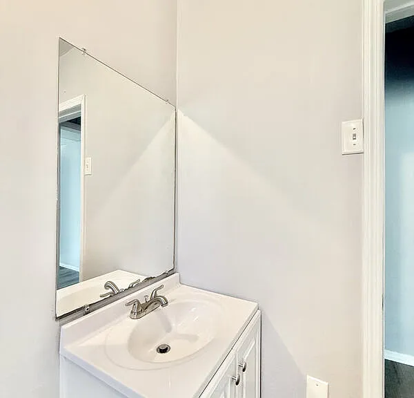 617 Pent St — Photo 43