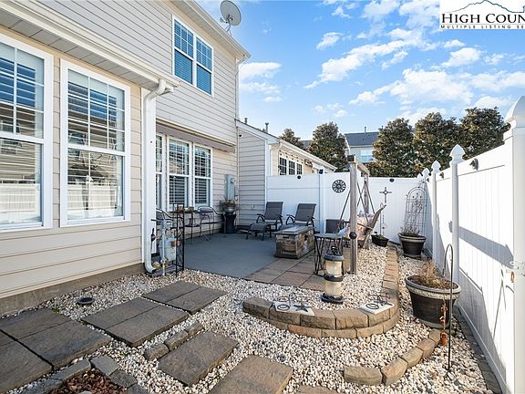 3rd image of 205 Park View Drive #205