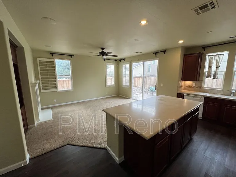 7029 Sacred Cir — Photo 5
