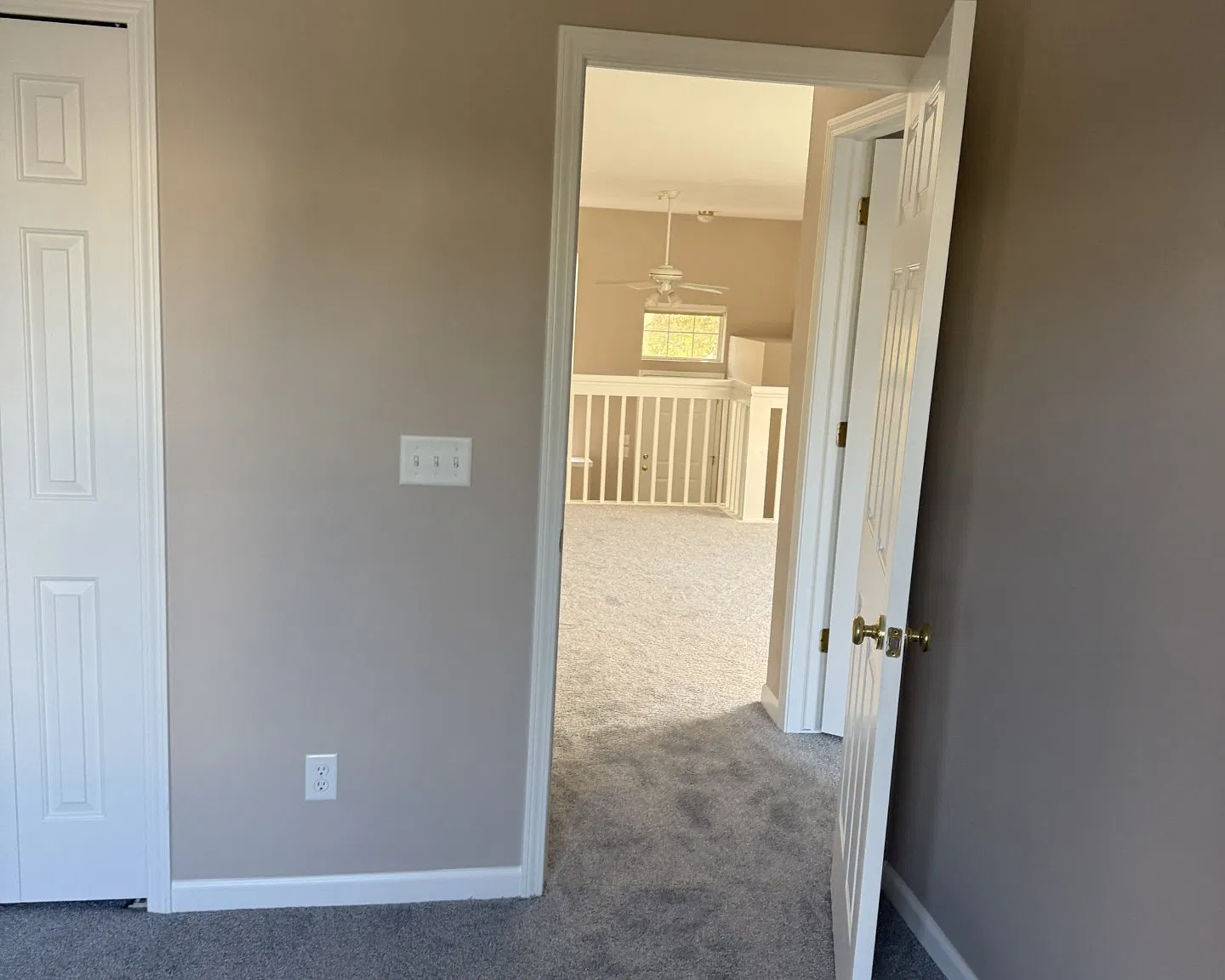 2 bed, 1.5 bath, 926 sqft, $2,100 — Photo 3