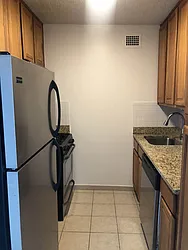 Rented by Metropolis Real Estate of Manhattan