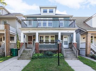 1255 Wayburn St, Grosse Pointe, MI 48230