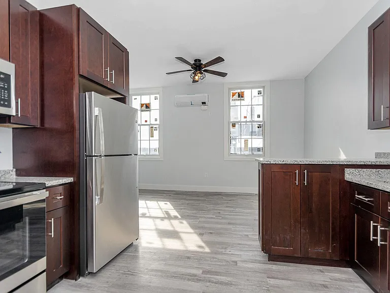 116 Fletcher St #11 — Photo 7