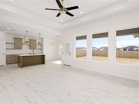 4th image of 1706 Alyssa Dr
