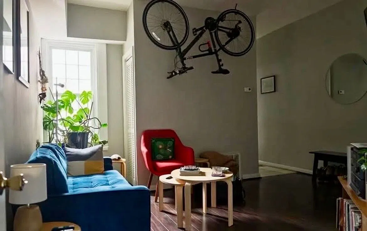 1 bed, 1.0 bath, 1300 sqft, $1,500 — Photo 2