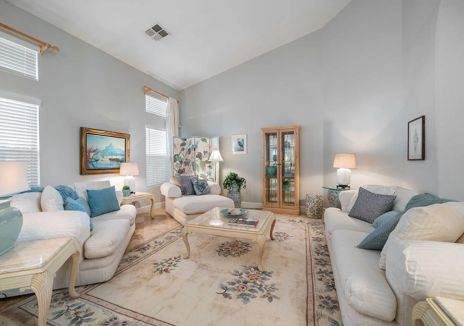 3 bed, 2.5 bath, 2807 sqft, $5,000 — Photo 4