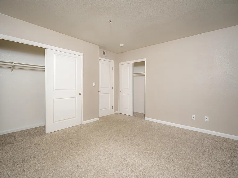 Sandpiper #145 bed2