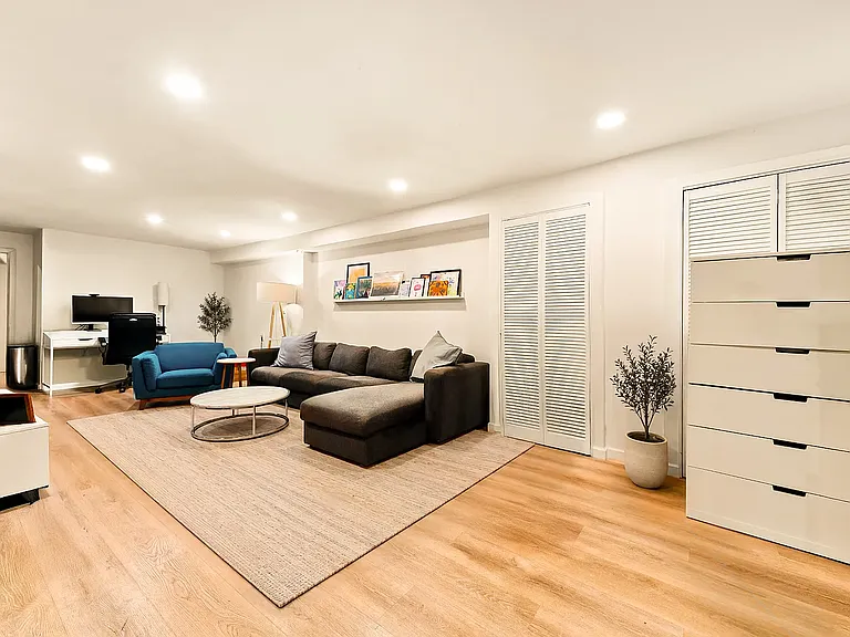 723 Prospect Pl #1 — Photo 2
