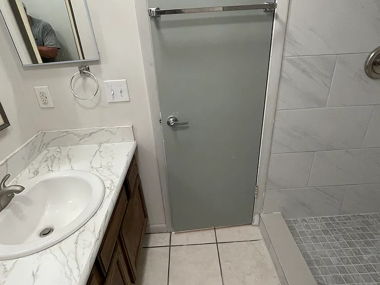 Downstairs 3/4 bathroom