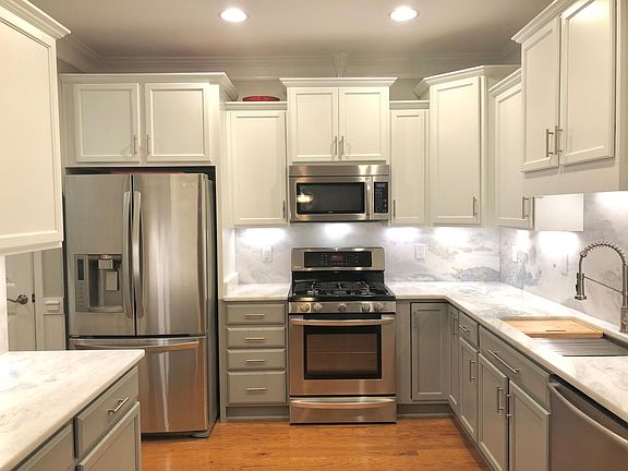 Updated Kitchen with Chefs sink