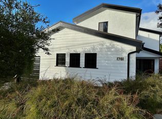 1761 10th St, Manhattan Beach, CA 90266