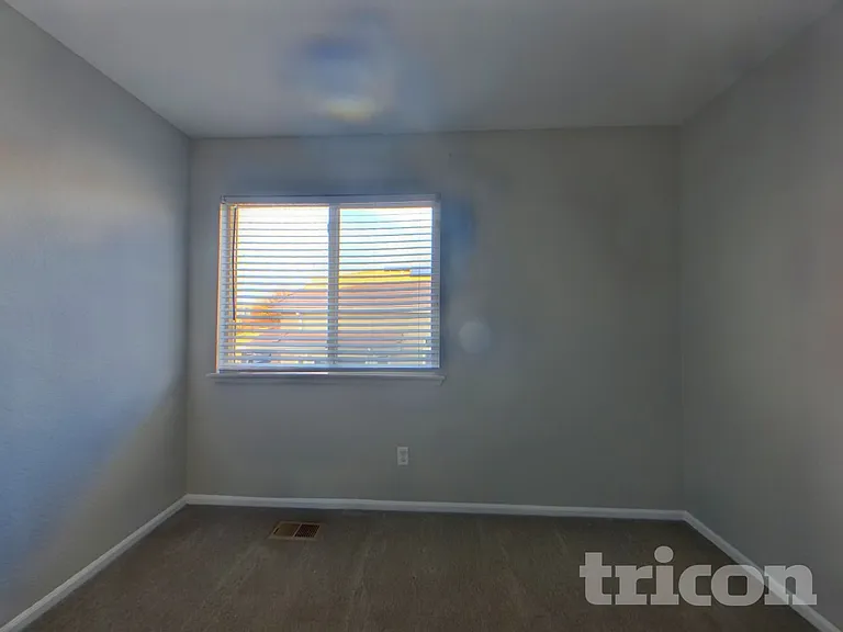 20494 E 49th Ave — Photo 12