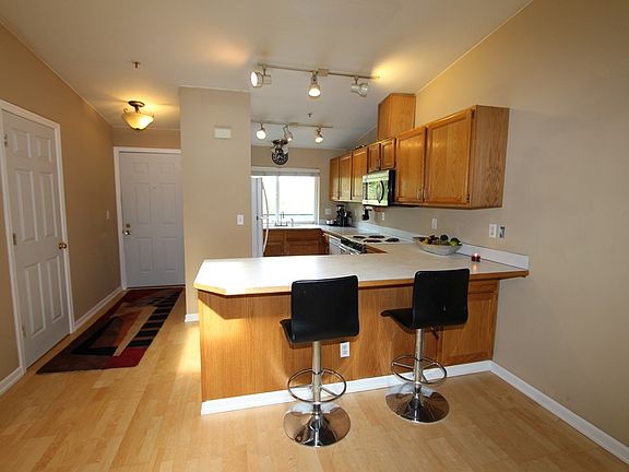4th image of 12323 NE 97th St APT N