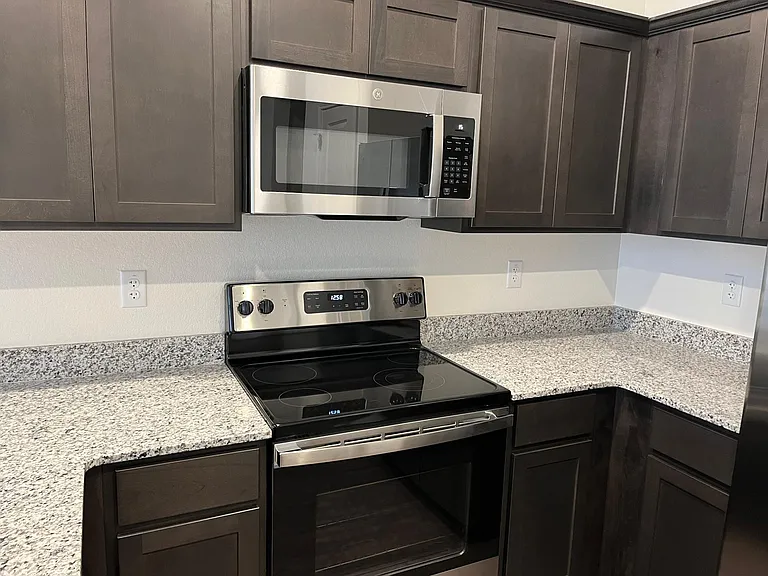 1205 Lehmann Dr #A — Photo 6