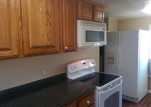 4th image of 1043 N 24th St