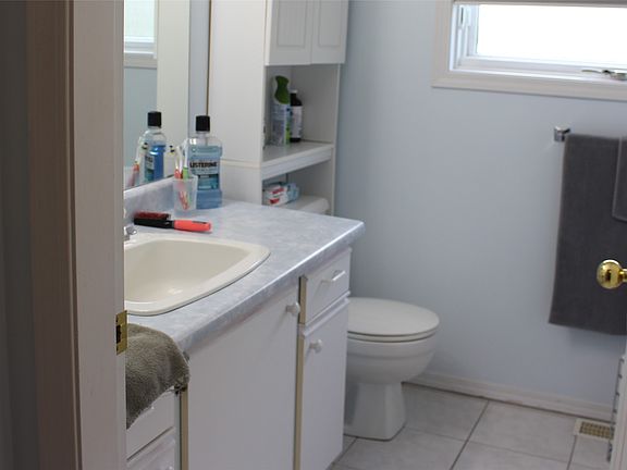5th image of 415 Commonwealth Rd #1121