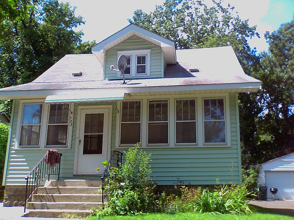 1st image of 733 Desoto St