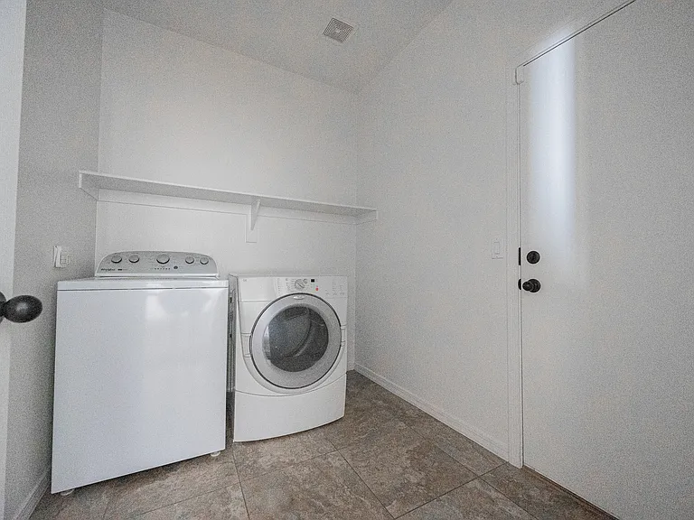 7422 S 27th Way — Photo 29