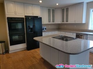 90 Fiddlers Hill Rd, Edgewater, MD 21037