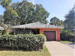 415 7th Ave Ne, Largo, FL 33770