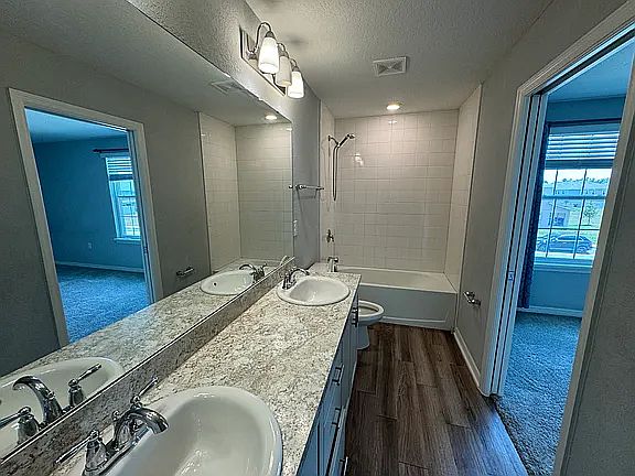 5th image of 3082 Fieldwood Cir