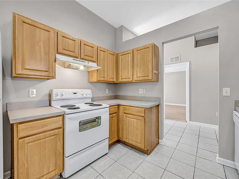 30435 Annadale Dr — Photo 19