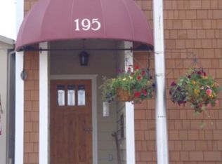 195 Nichols St APT E, Friday Harbor, WA 98250