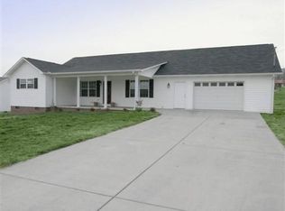 451 Tyler Dr, Dandridge, TN 37725