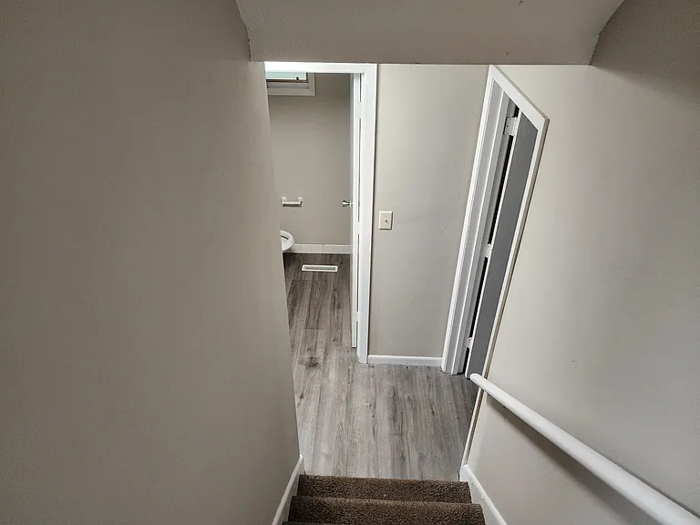 405 2nd Ave S — Photo 27