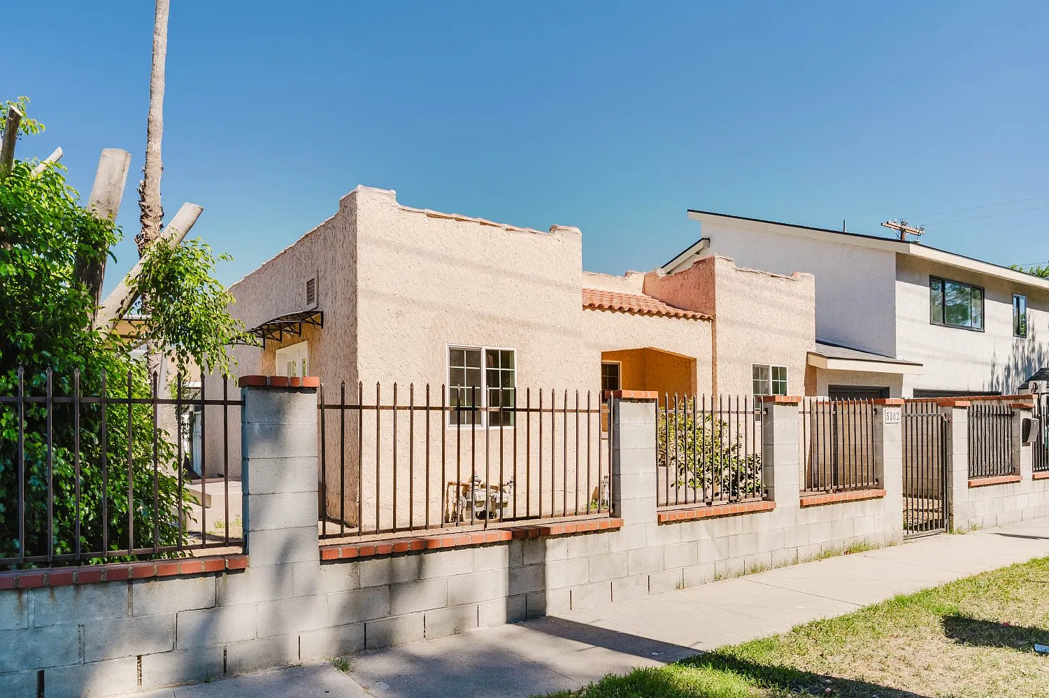 2 bed, 1100 sqft, $3,500 — Photo 4
