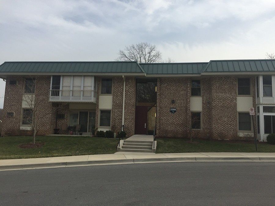1st image of 3398 Gleneagles Dr #1A
