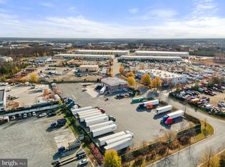 11479 Robertson Dr, Manassas, VA 20109