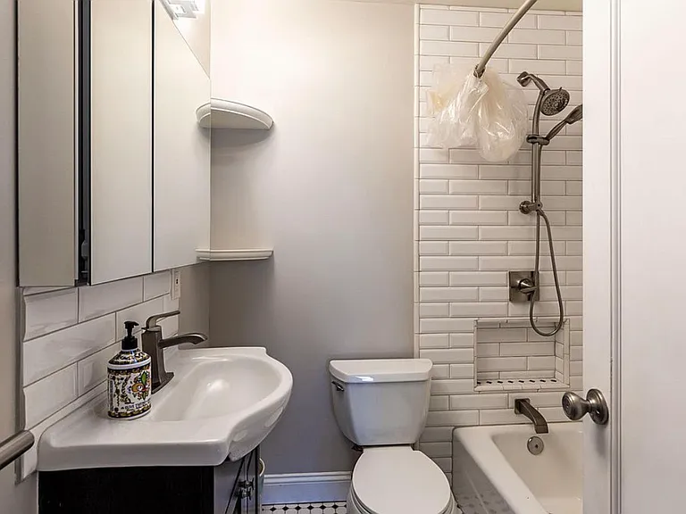 506 E Capistrano Way — Photo 17