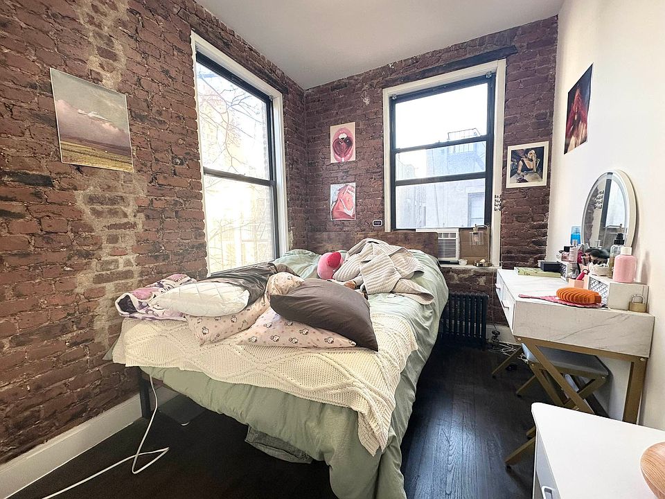 1st image of 443 E 88th St #30
