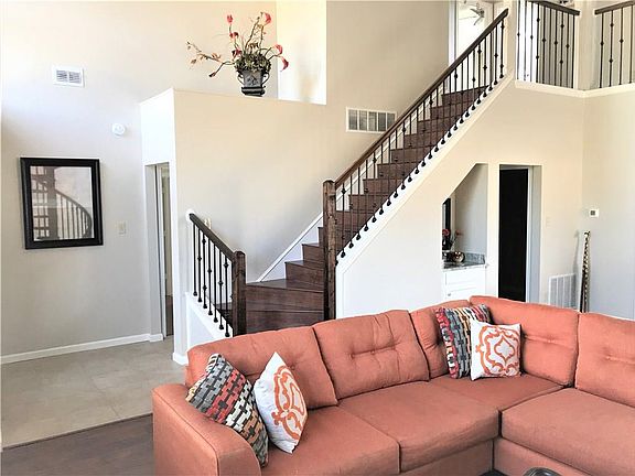 4th image of 2626 Hickory Bend Dr