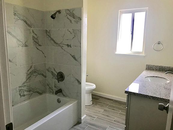 3rd image of 2821 Huntington Ave #2821