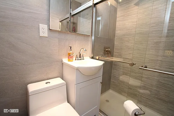 Rented by Citi Habitats | media 12