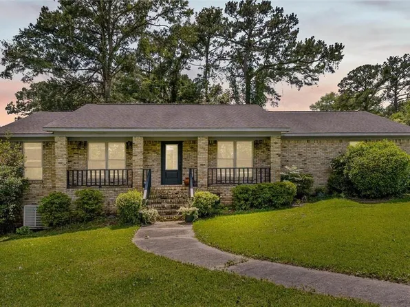 114 Sara Ave E, Daphne, AL 36527