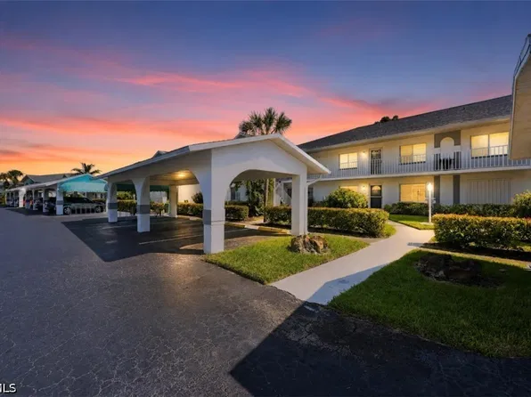196 Belina Dr APT 5, Naples, FL 34104