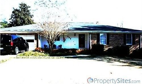 1st image of 804 Seina Vista Dr