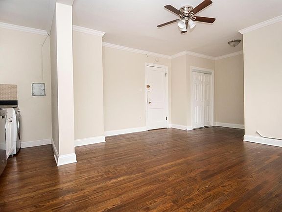 5th image of 3345-47 N Marshfield Ave #3345-205