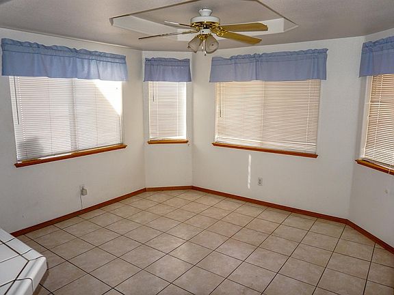 4th image of 11032 Cottonwood Ave