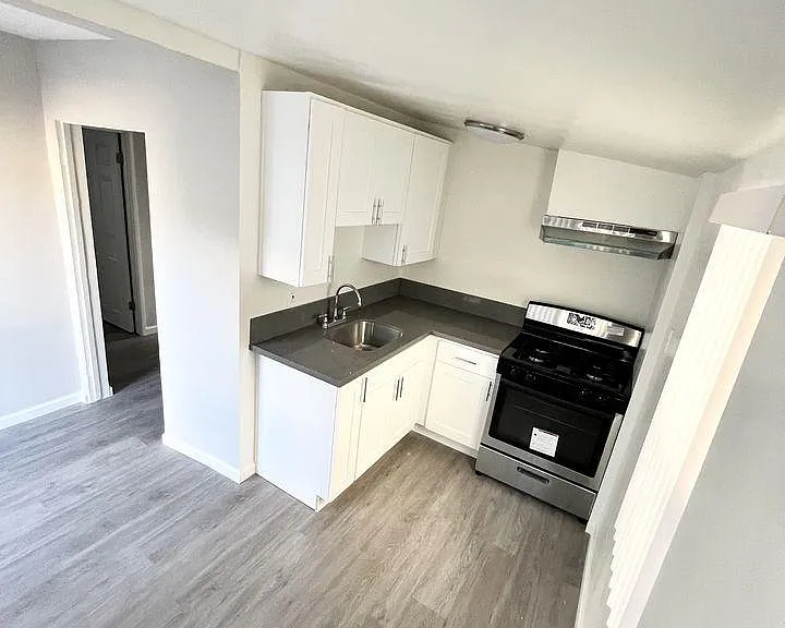 5636 Auckland Ave — Photo 1