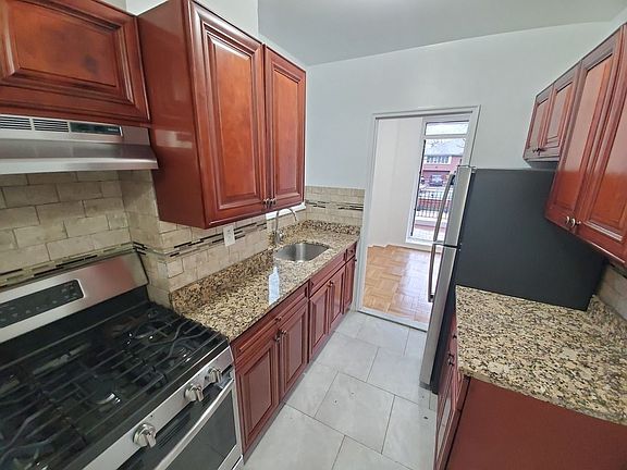 4th image of 5355 Henry Hudson Pkwy #3F