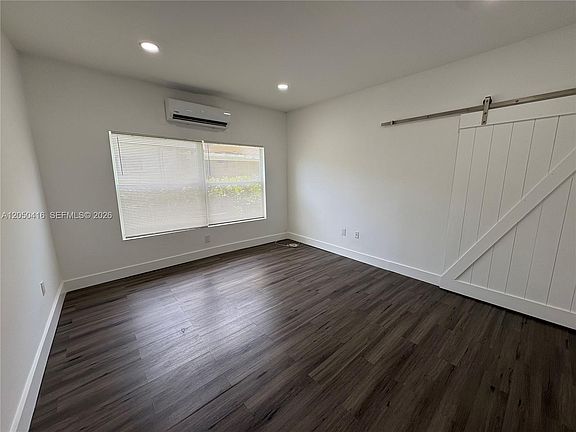 3rd image of 3237 SW 4th St APT 2