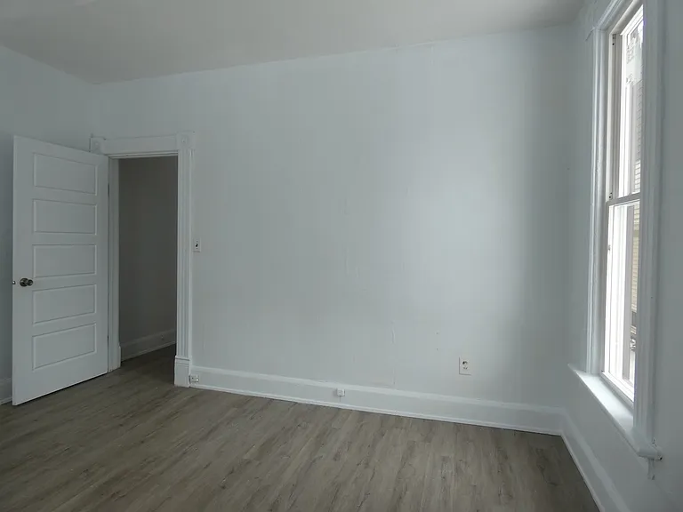 425 Boston Pl #1 — Photo 17
